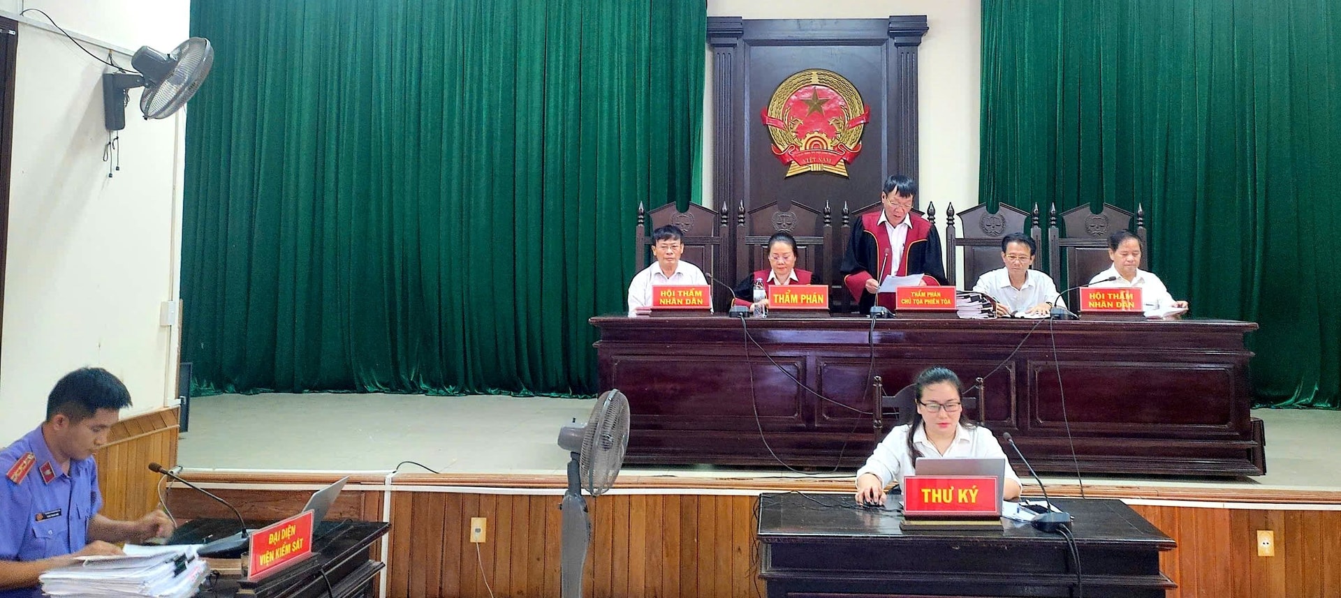 Chiếm đoạt tiền tỷ của nhiều người muốn đi xuất khẩu lao động